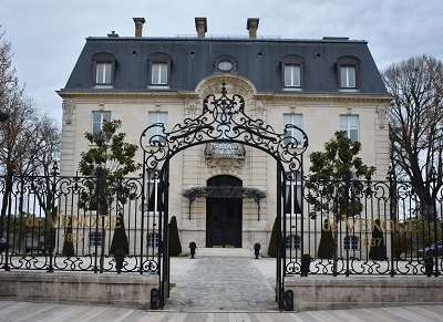 De Venoge sur l'avenue de Champagne. GLK